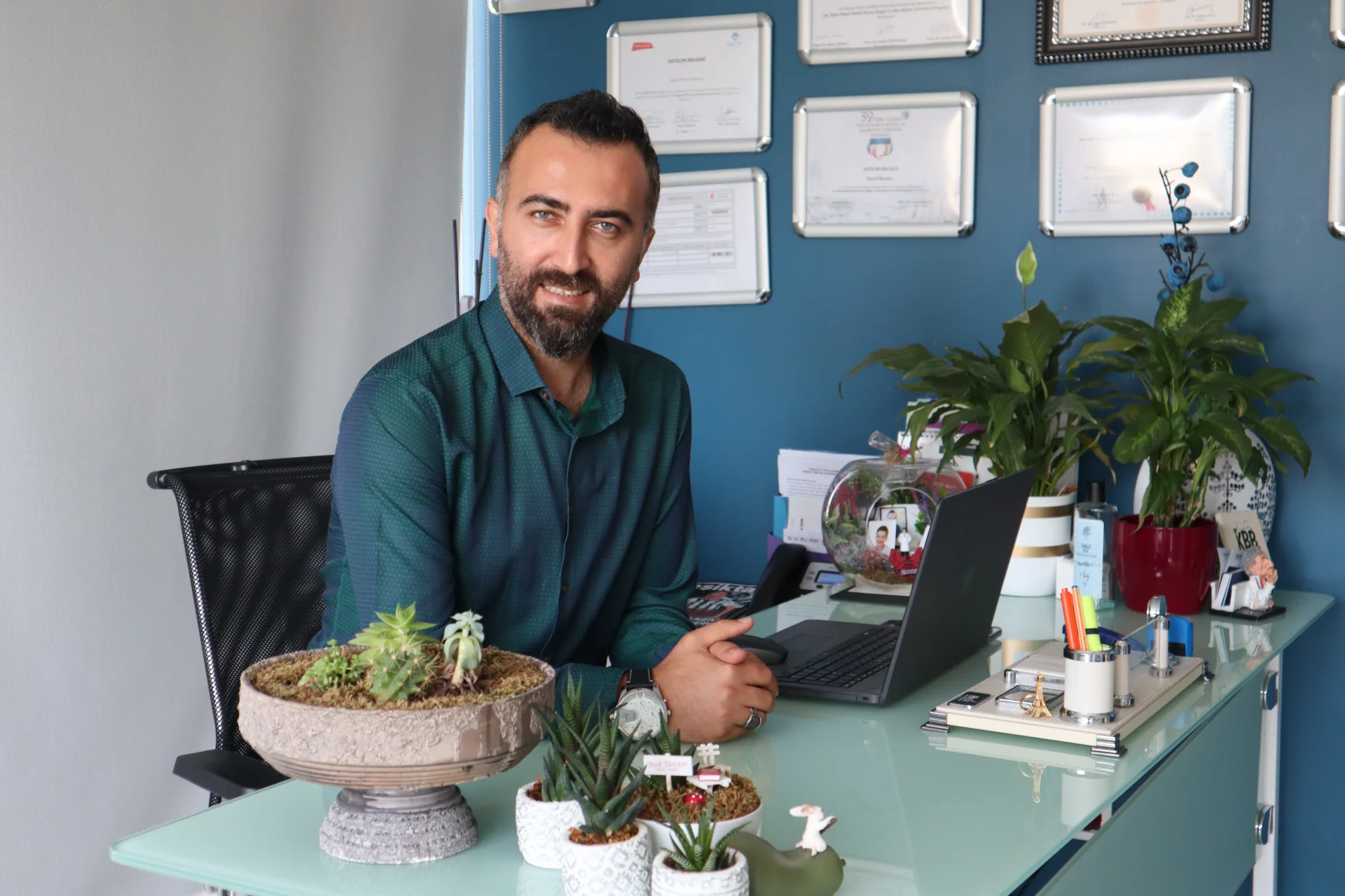 Op. Dr. Servet Karaca Video